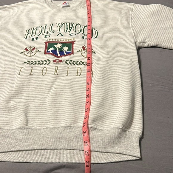 Vintage Hollywood Beach Sweatshirt - Picture 8 of 9